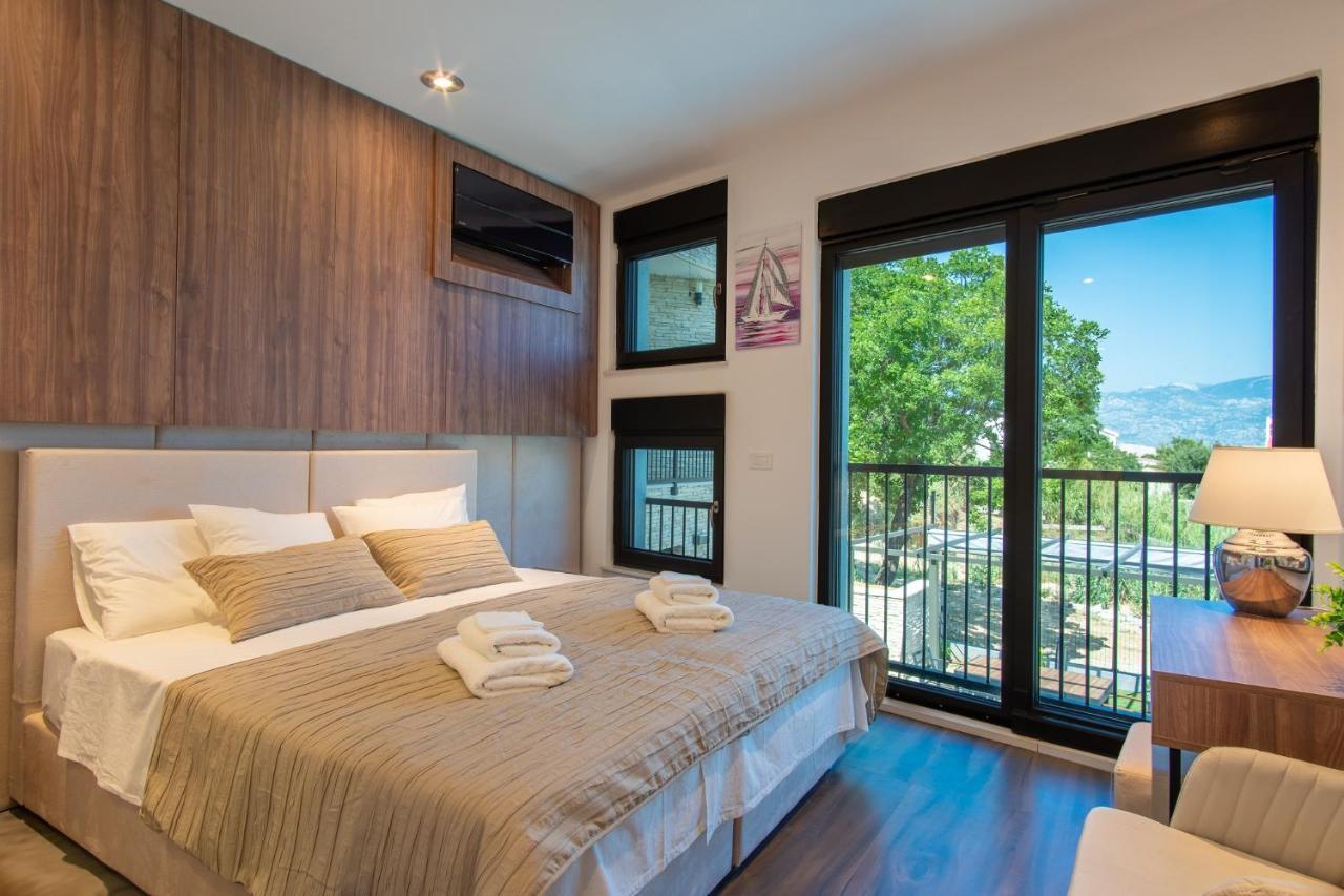 Perla Nera Heated Pool & Sauna Stan Trigraci Exterior photo